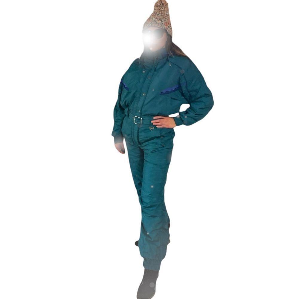 Vintage Women's Ski Suit 90’s. Snowsuit belted one-piece. skisuit snow jumpsuit